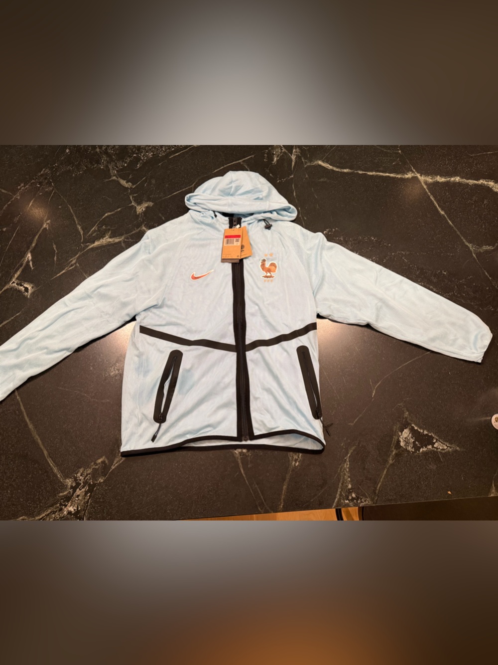 Men’s 2026 World Cup Windbreaker NWT - sz Medium